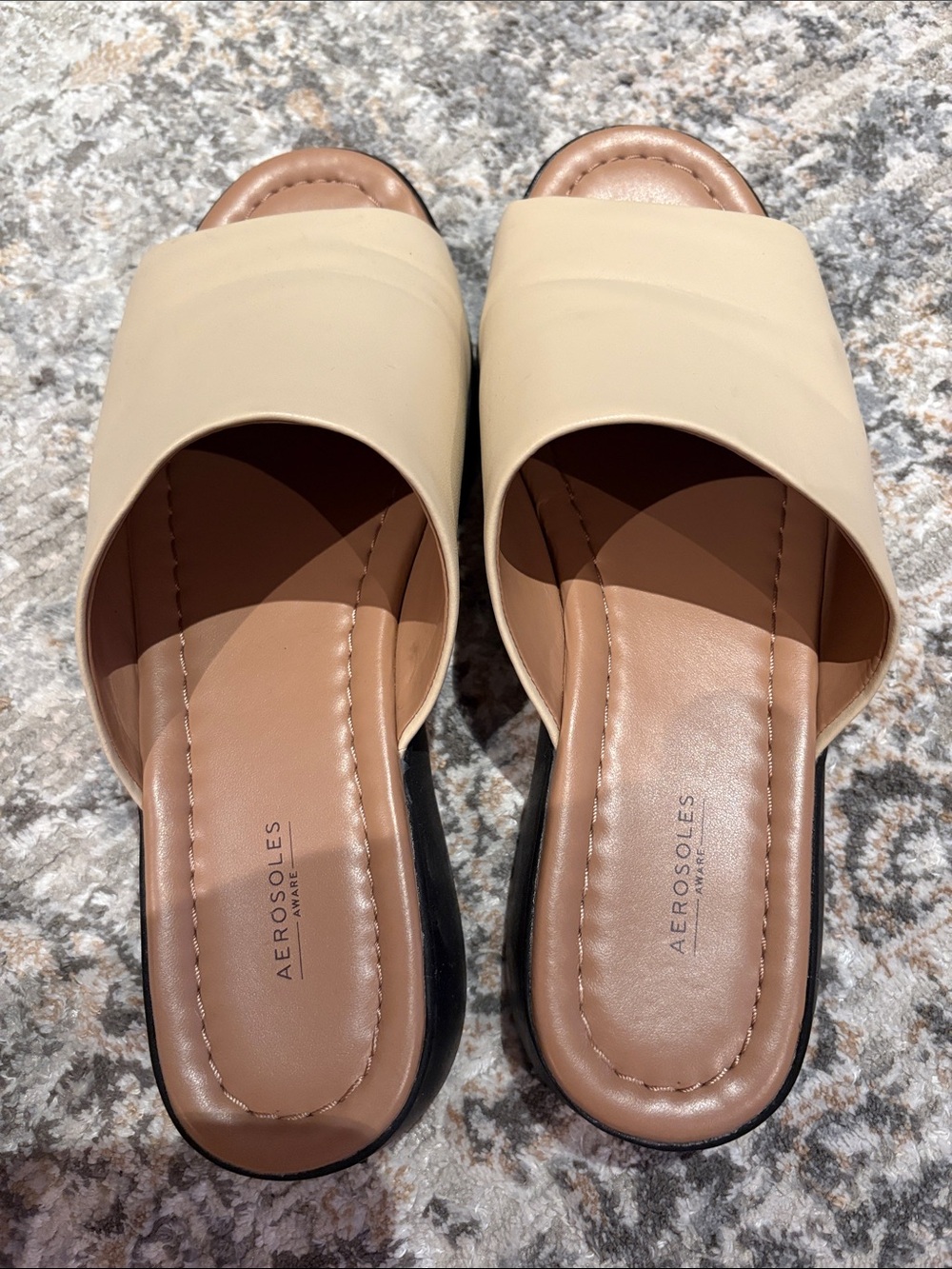 AEROSOLES Cream Wide-Band Slide Mules